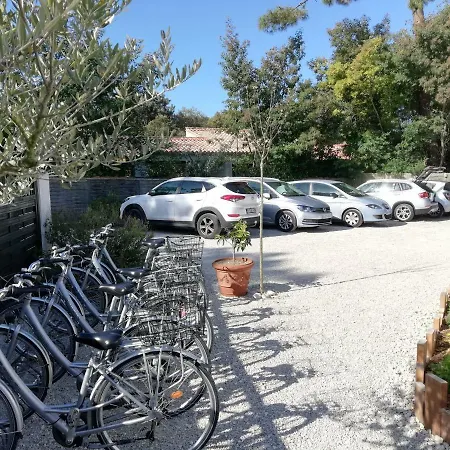 Holiday Rue Charles De Gaulle * Rivedoux-Plage